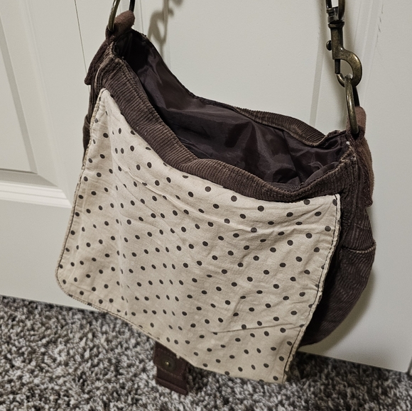 Maurices Brown Crossbody Bag with Vintage Design and Adjustable Strap - Picture 3 of 4